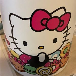 Meet your Posher, Becky